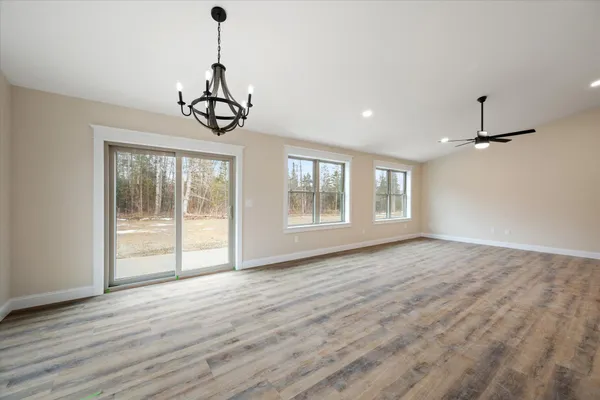 $489,900 | 678 Streamside Avenue, Hermon, ME 04401
