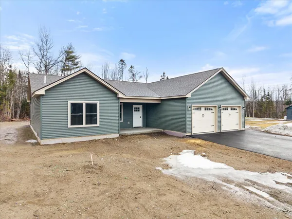 $489,900 | 678 Streamside Avenue, Hermon, ME 04401