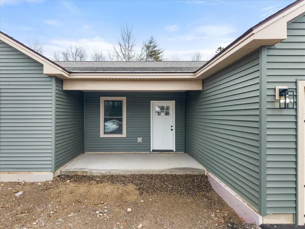 $489,900 | 678 Streamside Avenue, Hermon, ME 04401