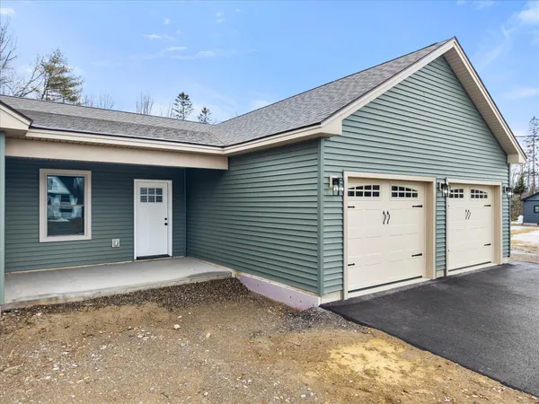 $489,900 | 678 Streamside Avenue, Hermon, ME 04401