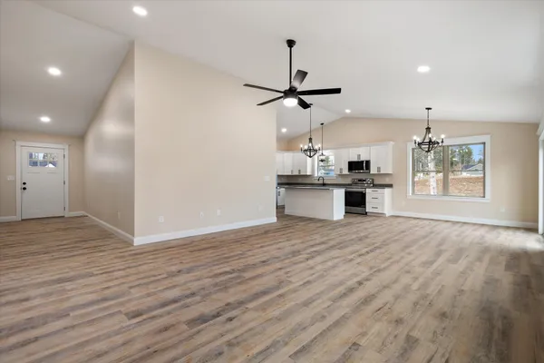 $489,900 | 678 Streamside Avenue, Hermon, ME 04401