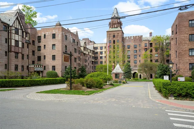 a view of backyard with green space