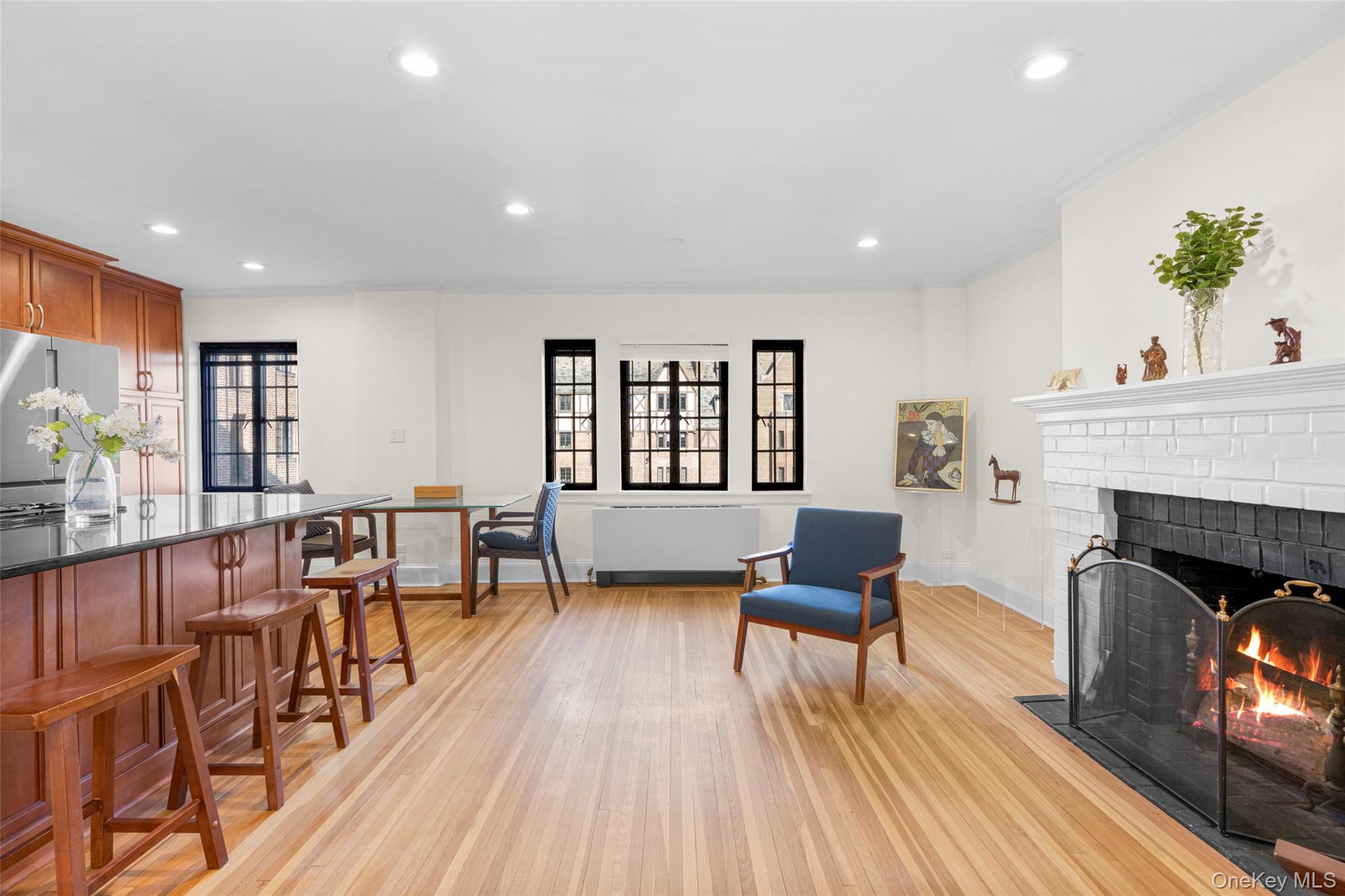 66-milton Rd Milton, Unit C41 Rye, NY 10580 - Photo 7 of 15 Expansive living room with views of the iconic Blind Brook Lodge Courtyard