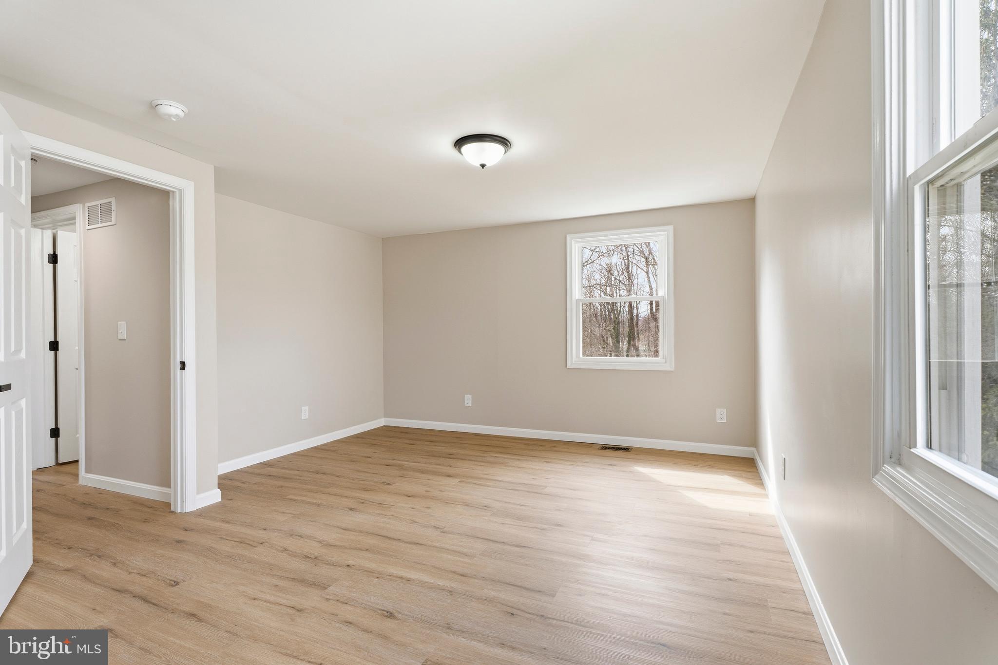 706 Sue Grove Road Baltimore, MD 21221 - Photo 33 of 51