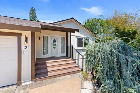 $879,900 | 121 Prospector Court, Folsom, CA 95630