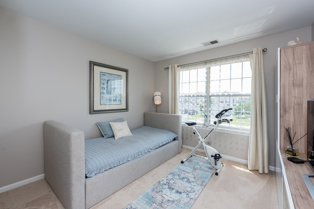 17784 Braewick Road Gurnee, IL 60031 - Photo 17 of 23 Gallery Image 17