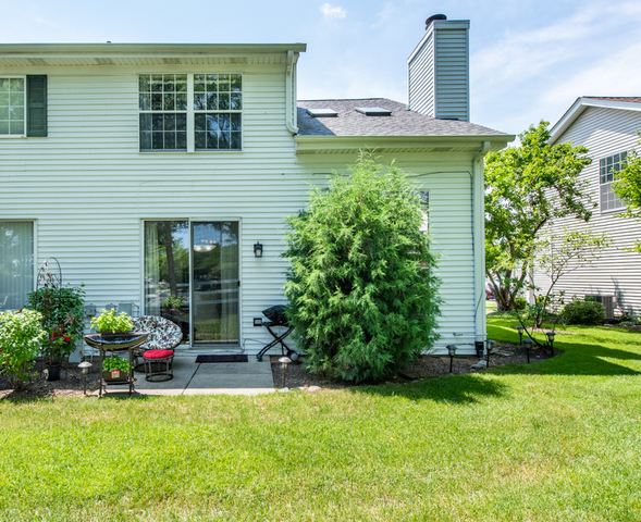 17784 Braewick Road Gurnee, IL 60031 - Photo 21 of 23 Gallery Image 21