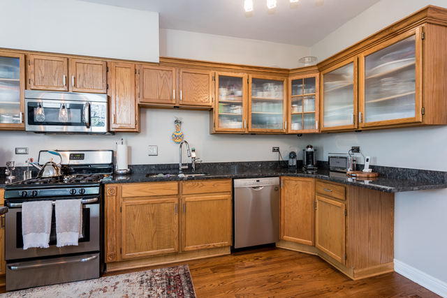 17784 Braewick Road Gurnee, IL 60031 - Photo 10 of 23 Gallery Image 10