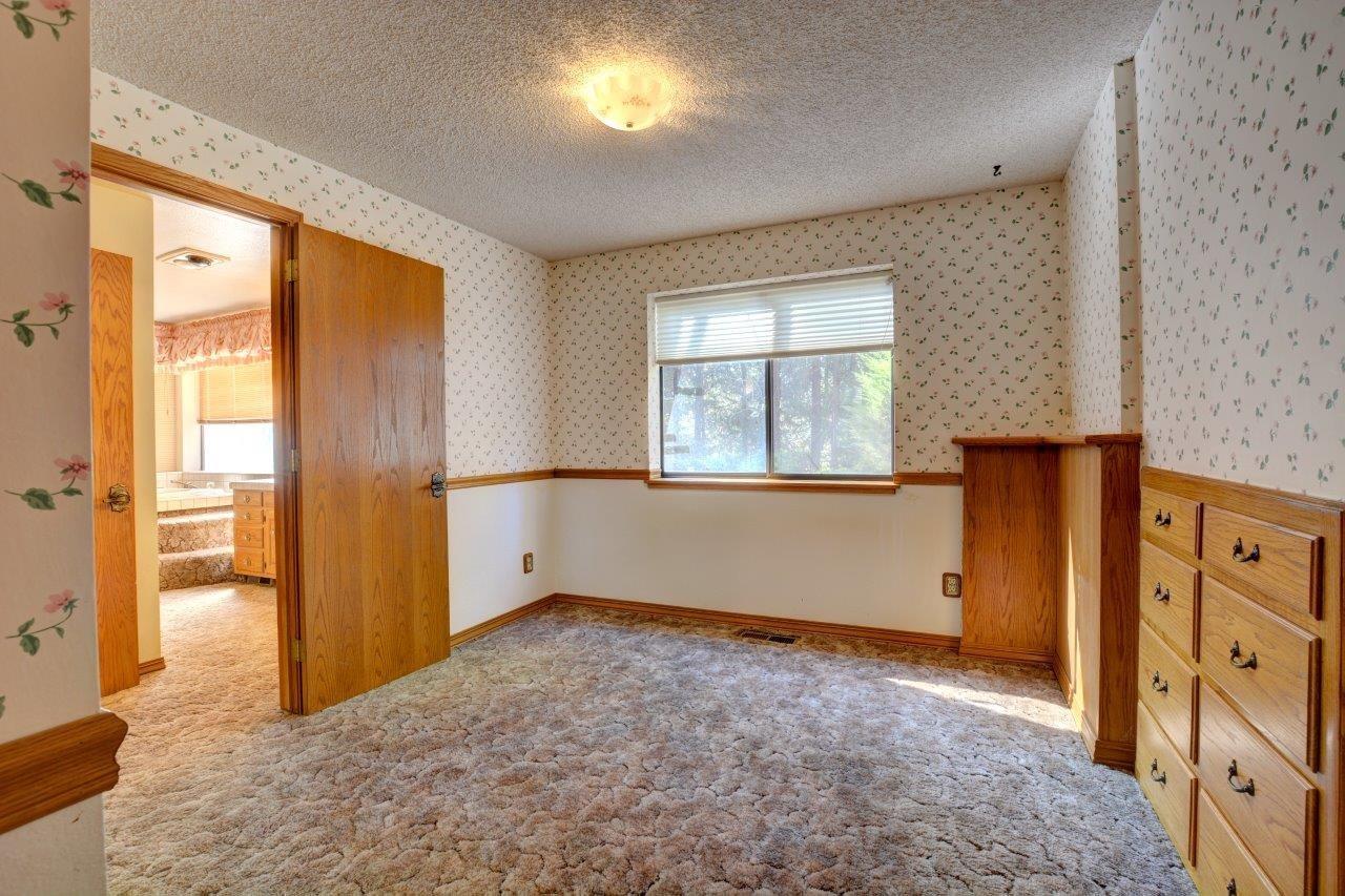 800 Elk Creek Road Trail, OR 97541 - Photo 16 of 30 Additional Photo