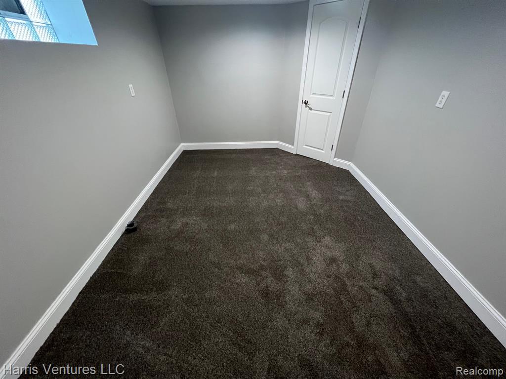 19183 Rolandale Street Grosse Pointe, MI 48236 - Photo 29 of 31