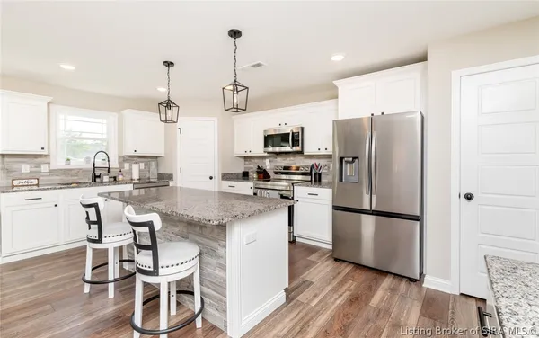 $380,000 | 6407 Sunset Loop, Charlestown, IN 47111