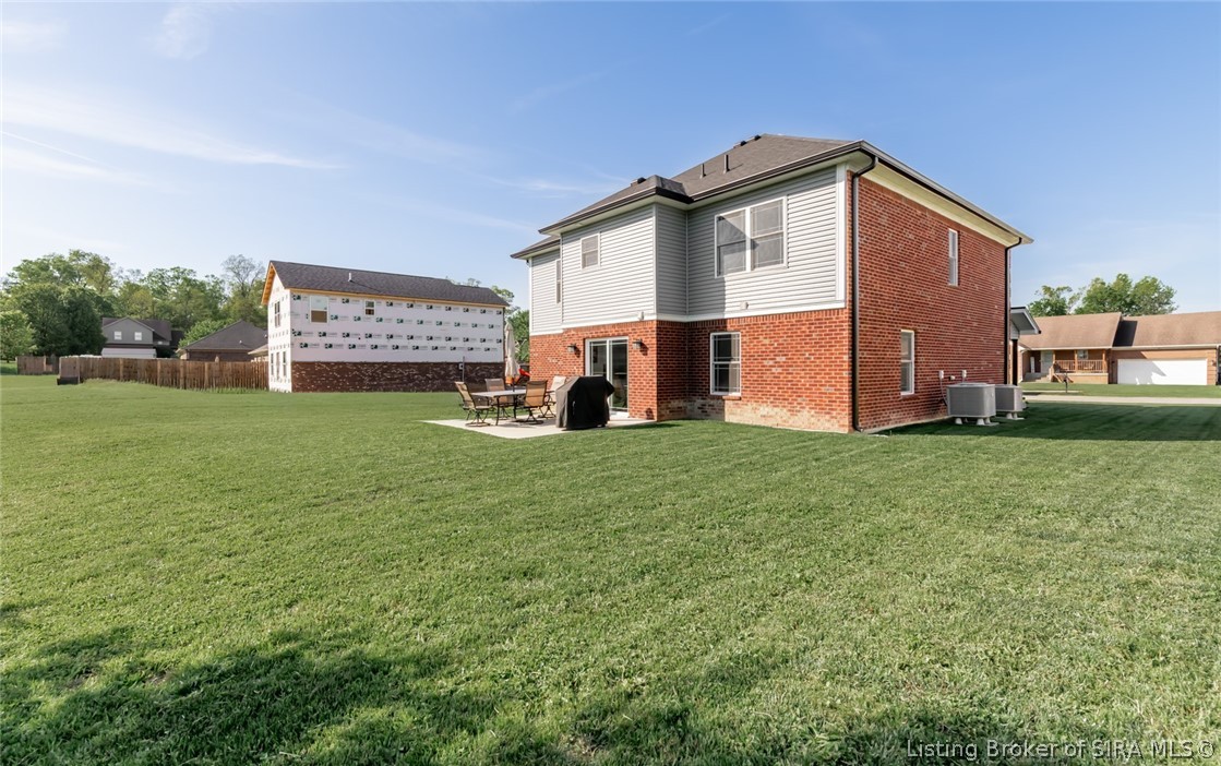6407 Sunset Loop Charlestown, IN 47111 - Photo 10 of 97
