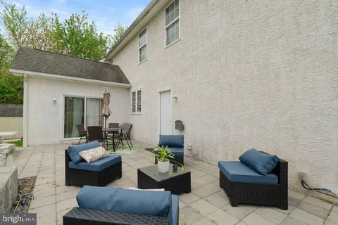 $900,000 | 32 Meadow Lane, Pottstown, PA 19465