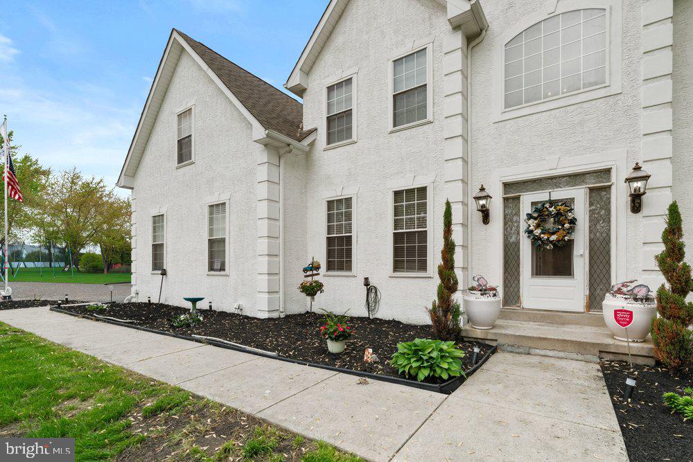 32 Meadow Lane Pottstown, PA 19465 - Photo 6 of 49