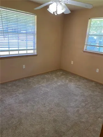 $1,500 | 241 Live Oak Street, Mandeville, LA 70448