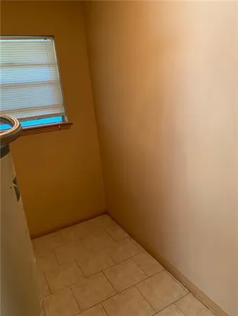 $1,500 | 241 Live Oak Street, Mandeville, LA 70448