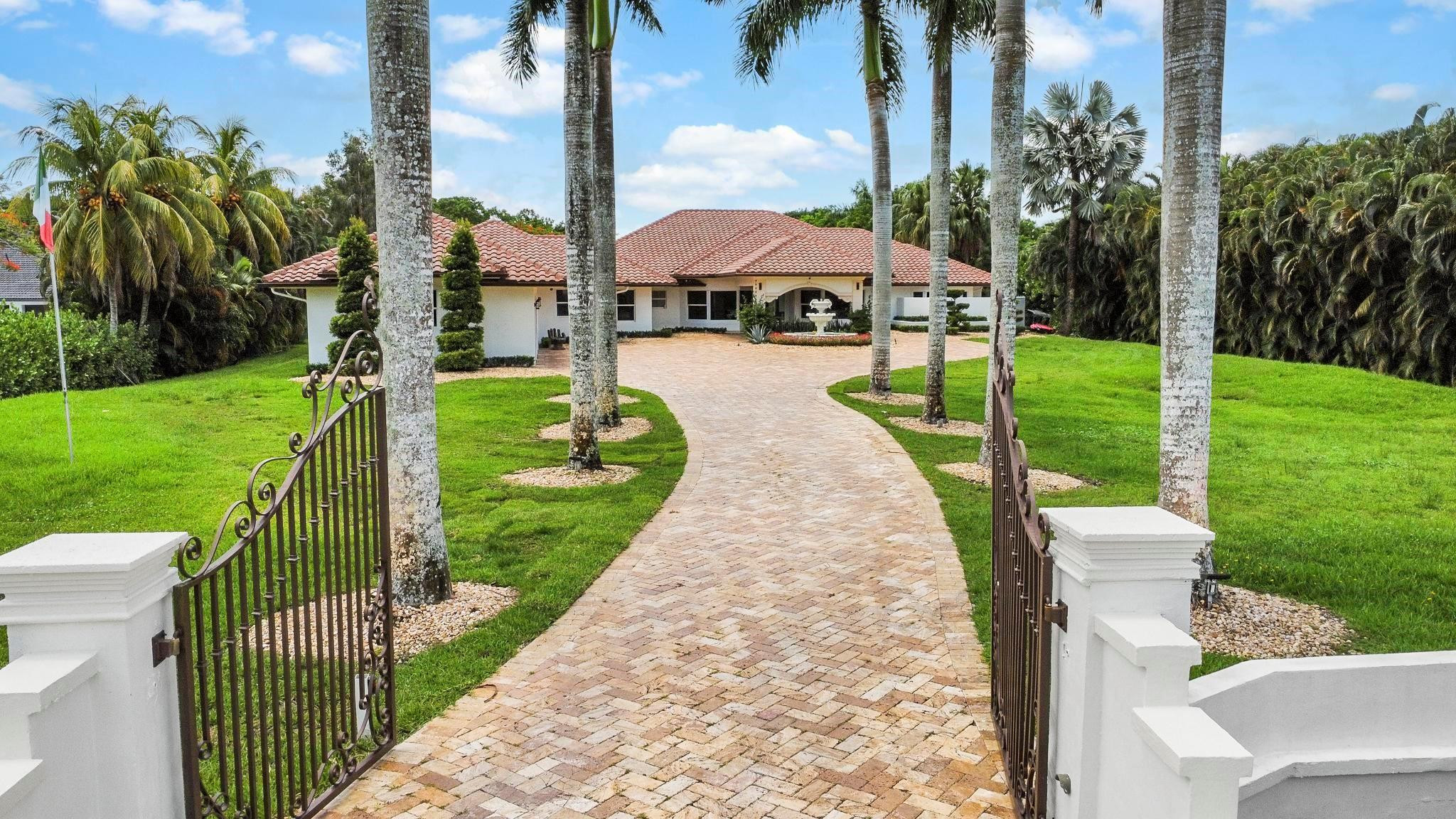14540 Southwest 63rd Street Southwest Ranches, FL 33330 - Photo 2 of 69 Photo 2