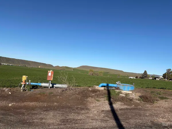 $550,000 | Tbd South Thacker Road, Hammett, ID 83627