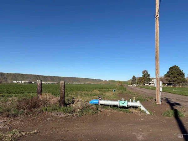 $550,000 | Tbd South Thacker Road, Hammett, ID 83627