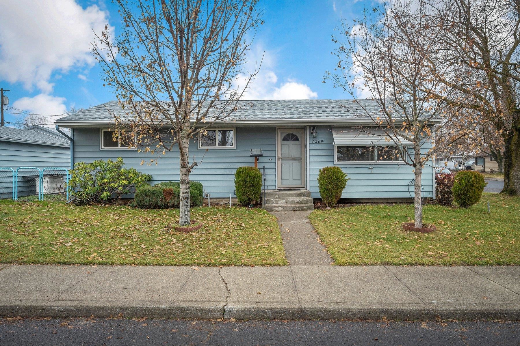 6204 North Stone Street Spokane, WA 99208 - Photo 1 of 36 Gallery Image 1