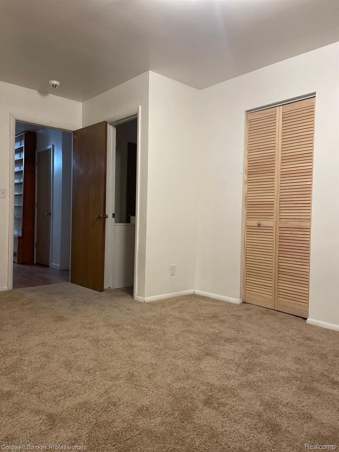 12445 Germany Road Fenton, MI 48430 - Photo 15 of 25 Gallery Image 15