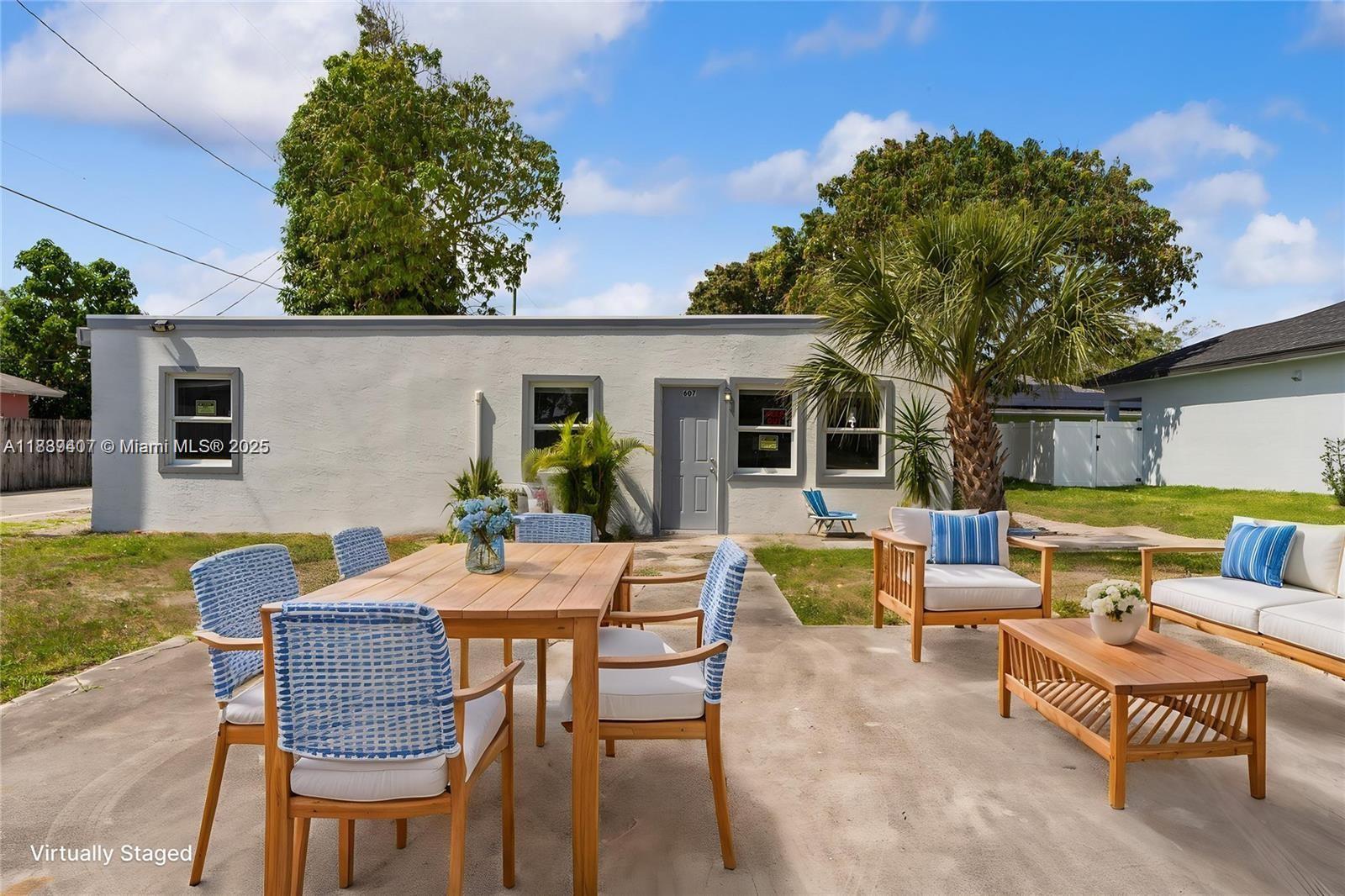 607 Southwest 3rd Street, Unit 1 Delray Beach, FL 33444 - Photo 9 of 27