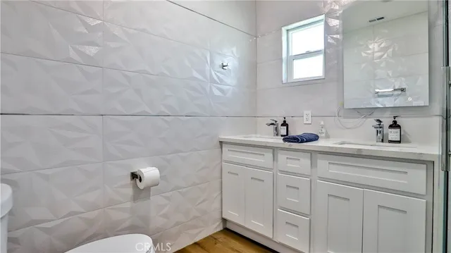 $1,099,900 | 408 South Flower Street, Santa Ana, CA 92703