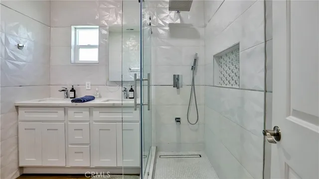 $1,099,900 | 408 South Flower Street, Santa Ana, CA 92703