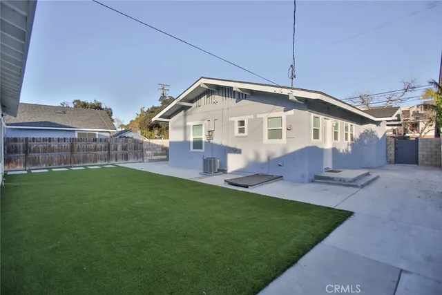 $1,099,900 | 408 South Flower Street, Santa Ana, CA 92703