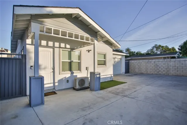 $1,099,900 | 408 South Flower Street, Santa Ana, CA 92703