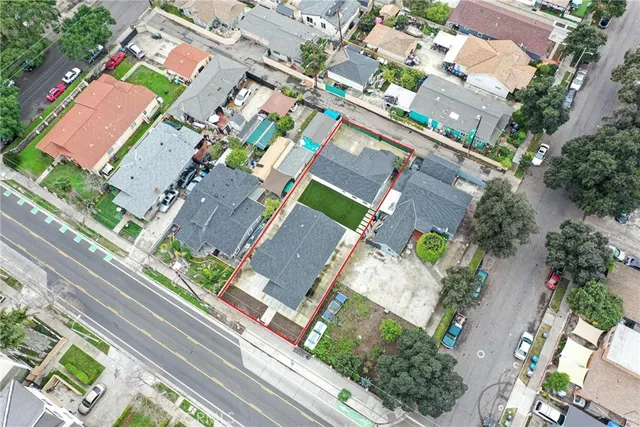 $1,069,000 | 408 South Flower Street, Santa Ana, CA 92703