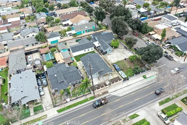 $1,069,000 | 408 South Flower Street, Santa Ana, CA 92703