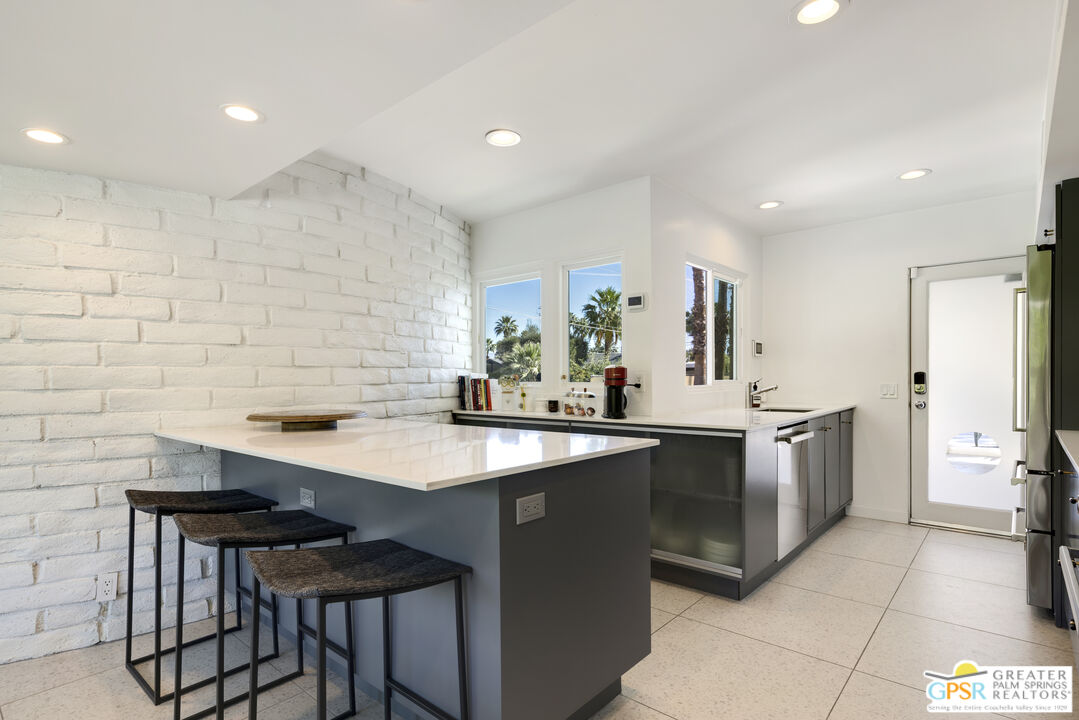 1061 Sagebrush Road Palm Springs, CA 92264 - Photo 16 of 42