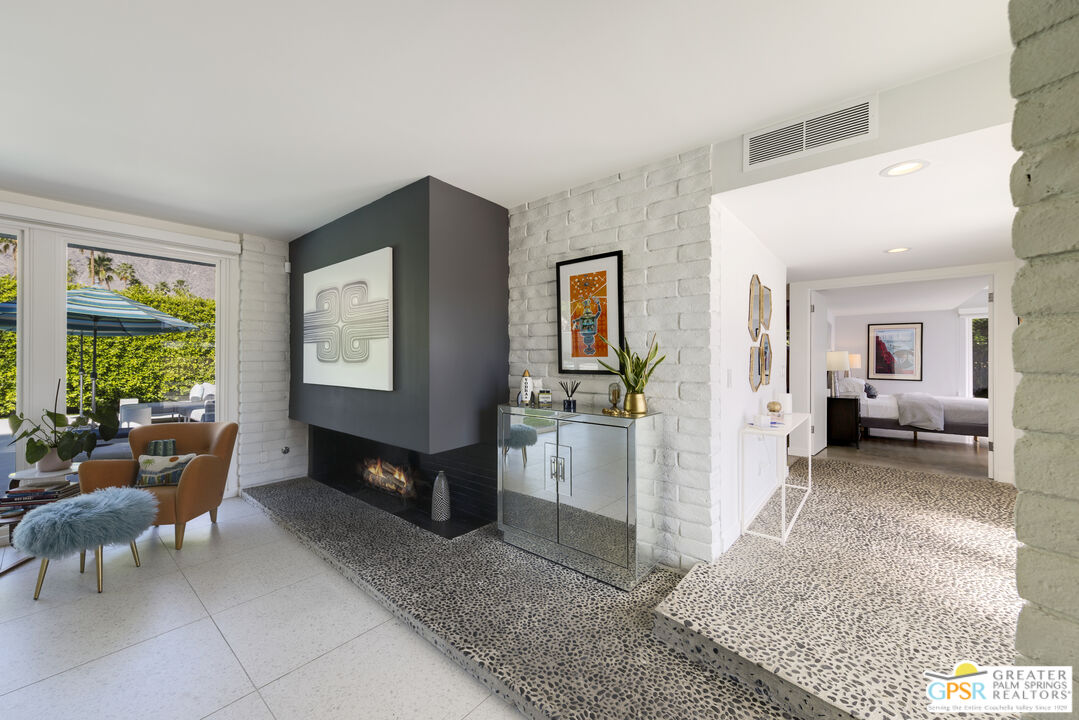 1061 Sagebrush Road Palm Springs, CA 92264 - Photo 5 of 42