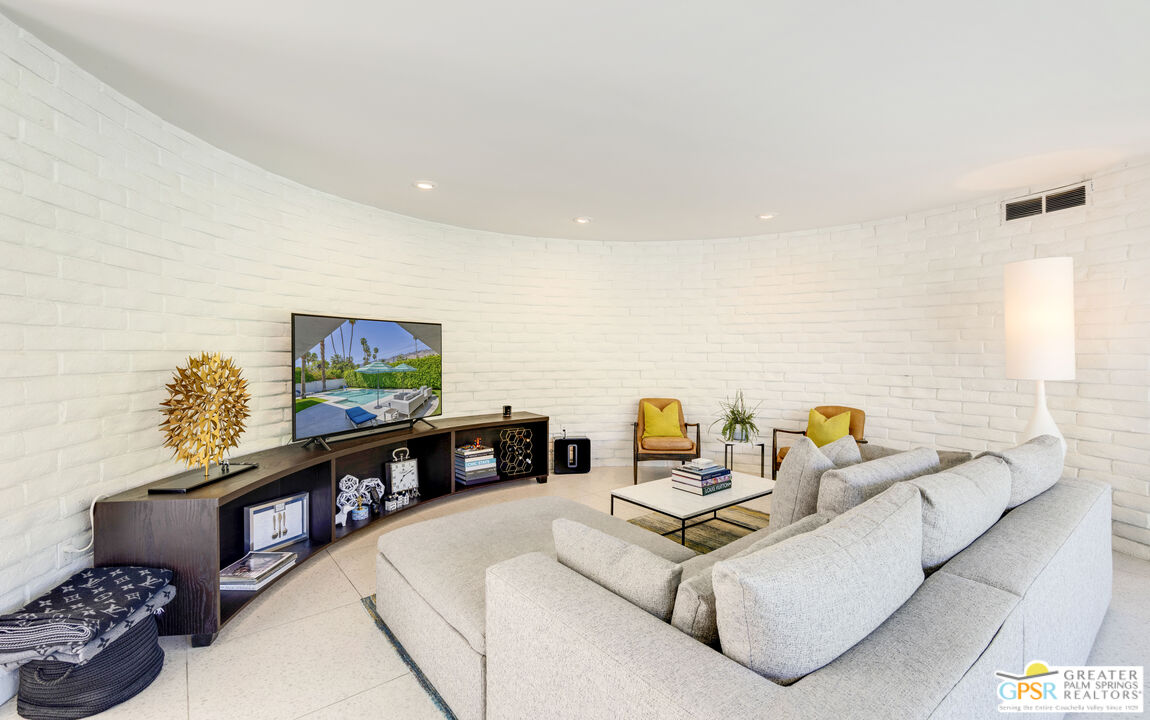 1061 Sagebrush Road Palm Springs, CA 92264 - Photo 9 of 42