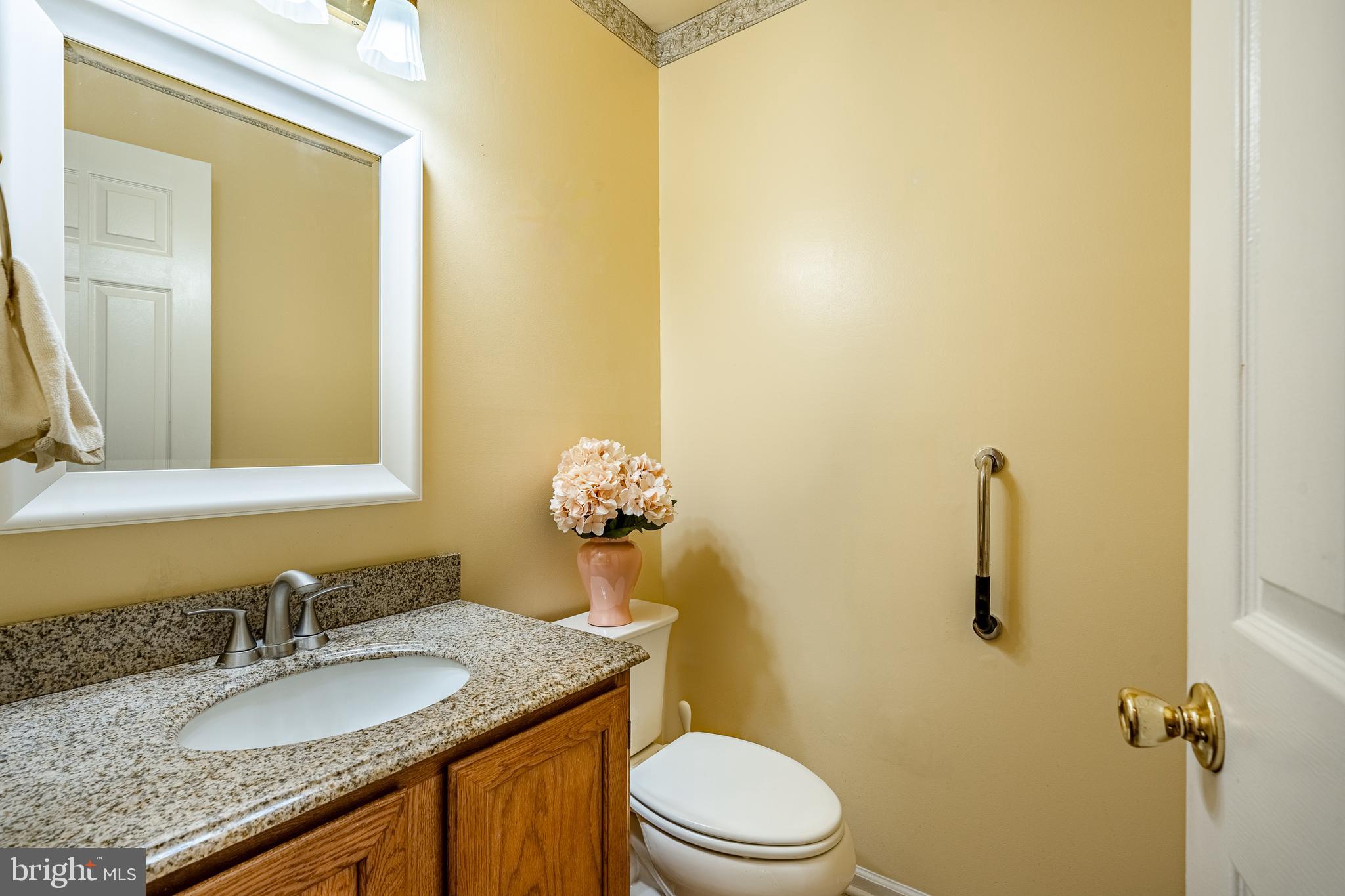 728 Jarrett Road Horsham, PA 19044 - Photo 18 of 38 Powder Room