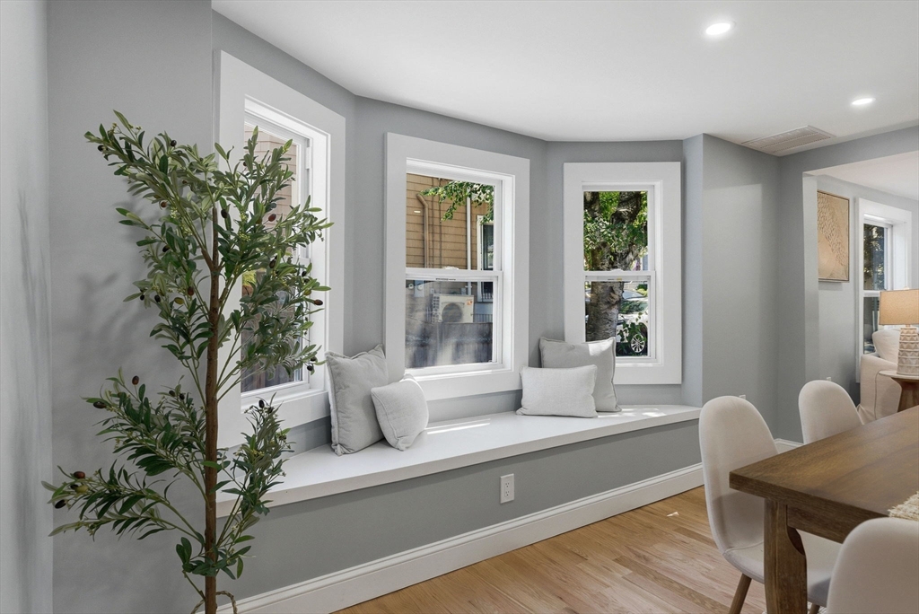 8 Linden Road, Unit 1 Melrose, MA 02176 - Photo 12 of 35