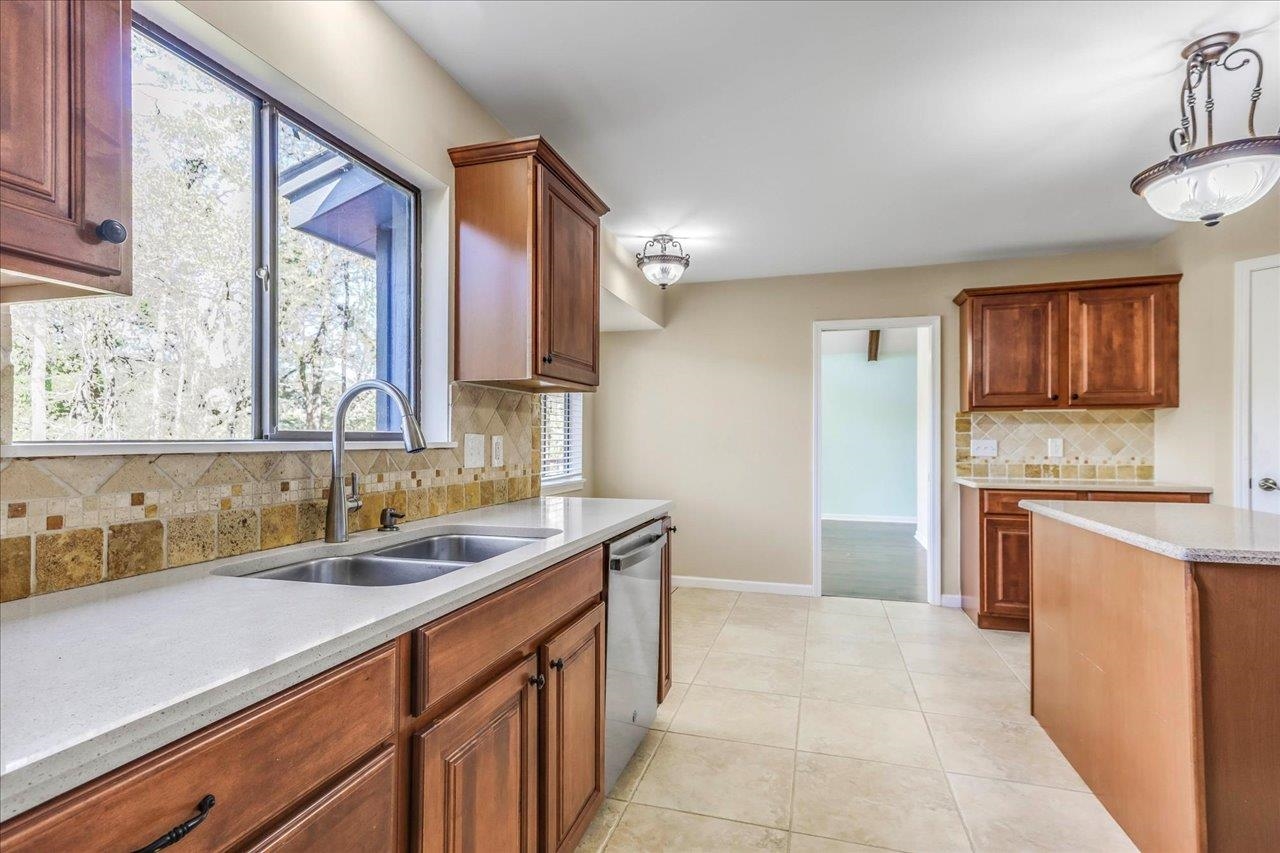 3250 Robinhood Road Tallahassee, FL 32312 - Photo 17 of 39 Gallery Image 17