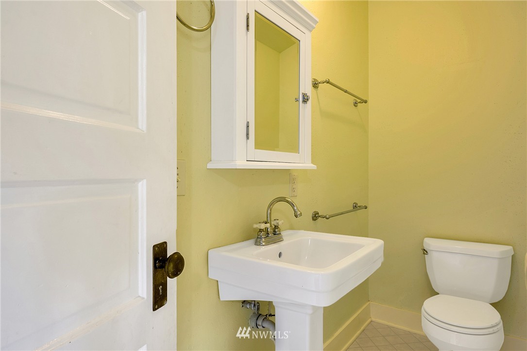 3514 Aldergrove Road Ferndale, WA 98248 - Photo 13 of 25