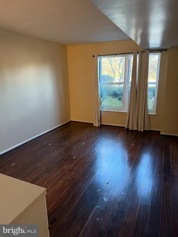 $3,000 | 2100 Langston Boulevard, Unit 148, Arlington, VA 22201