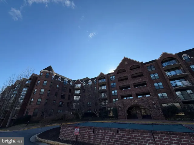 $3,000 | 2100 Langston Boulevard, Unit 148, Arlington, VA 22201