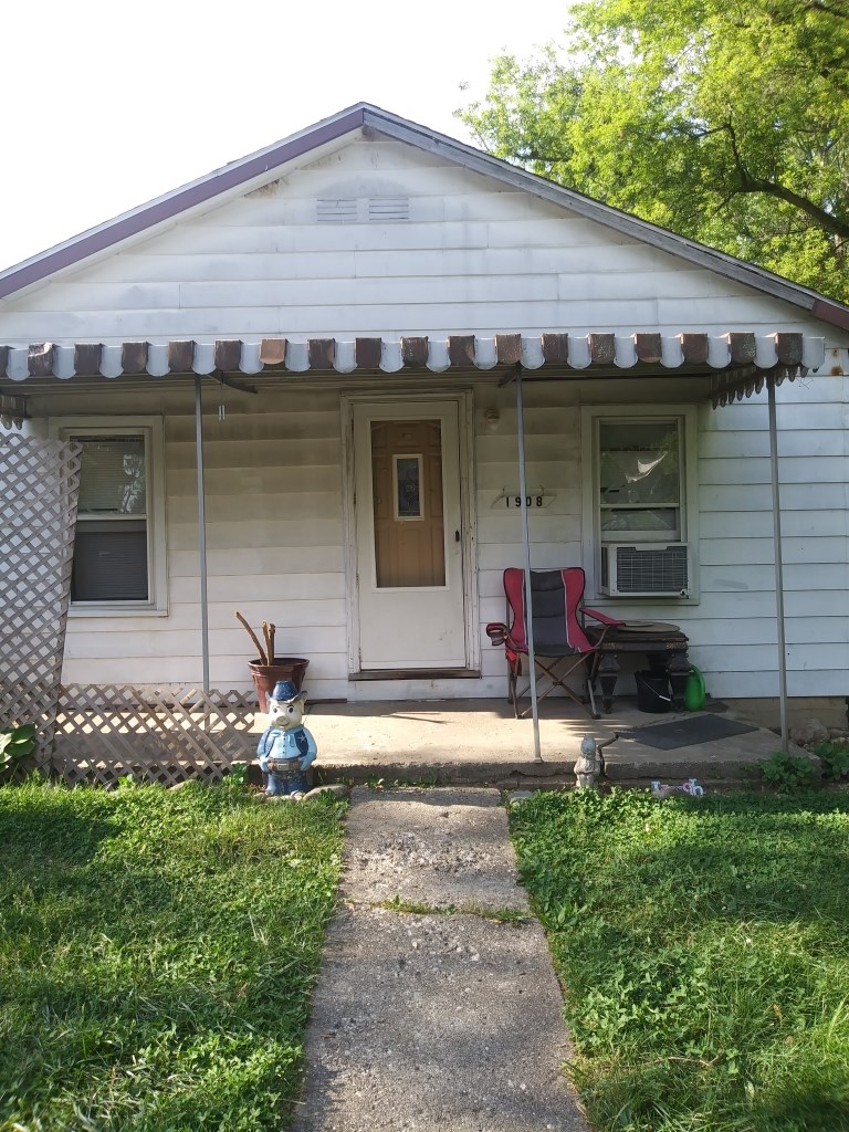 1908 East Purdue Road Muncie, IN 47303 - Photo 1 of 5