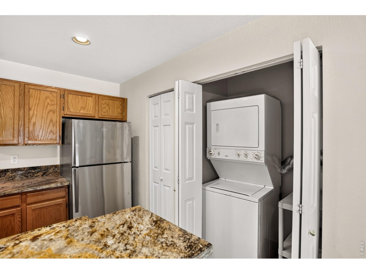 1225 West Prospect Road, Unit 40 Fort Collins, CO 80526 - Photo 18 of 29 Laundry