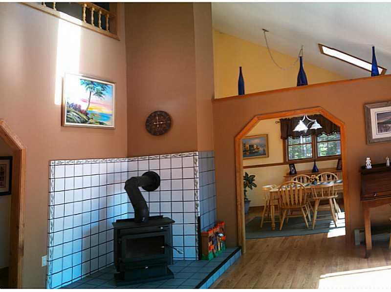295 White Point Estates Road Lincoln, ME 04457 - Photo 16 of 30 Living Room. wood burning airtight...