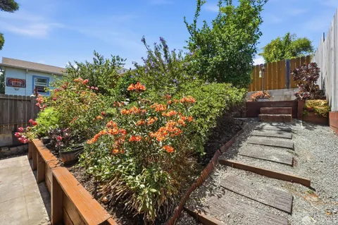 $599,999 | 2709 Vallecito Place, Oakland, CA 94606
