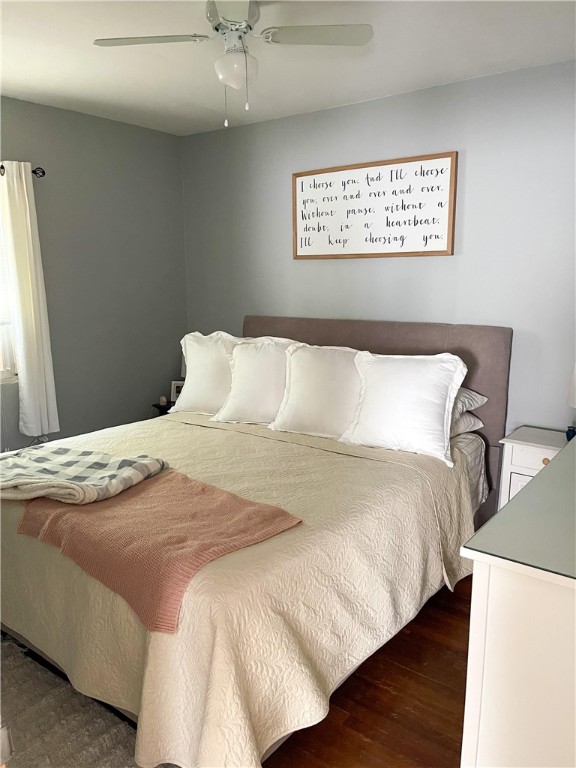 818 Lower River Road Lincoln, RI 02865 - Photo 4 of 14 Master bed 1st floor