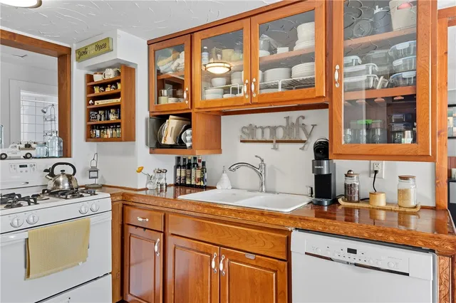 $215,000 | 912 South Pine Street, Horseheads, NY 14845