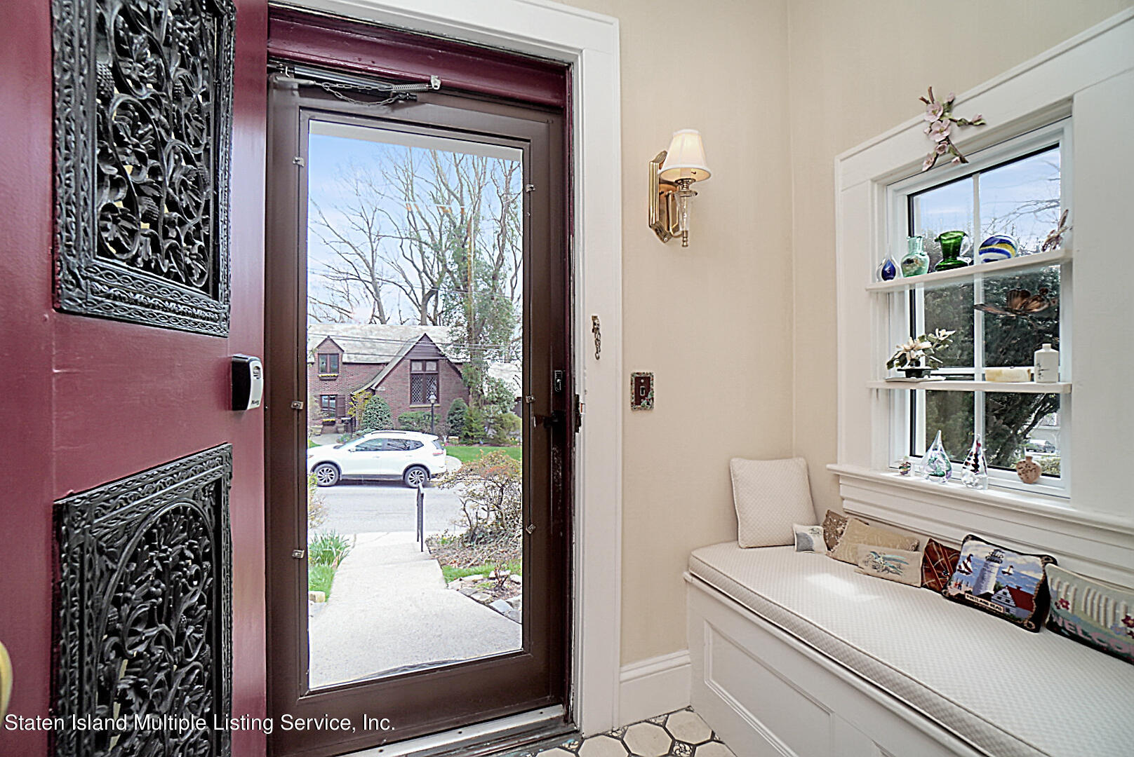 6 Inwood Road Staten Island, NY 10301 - Photo 3 of 31 6 Inwood Rd
