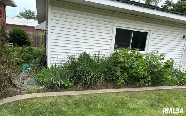 $224,900 | 215 Brown Street, Jacksonville, IL 62650