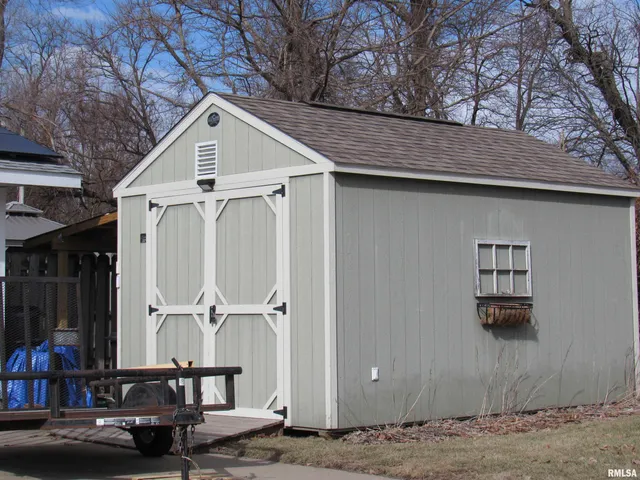 $224,900 | 215 Brown Street, Jacksonville, IL 62650